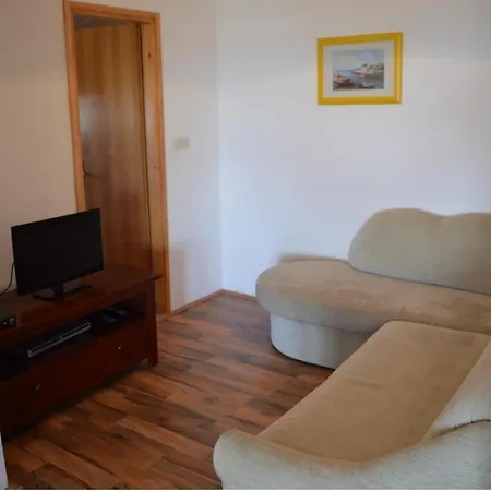 Apartman Ljubac 11922b *